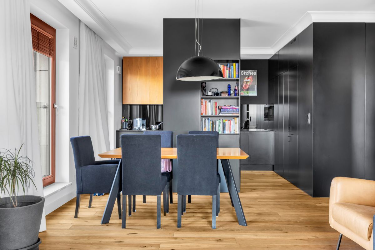 Warszawa · ul. Solec — 5