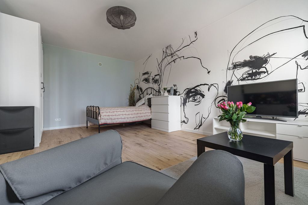 Warszawa · ul. Emilii Plater — 6