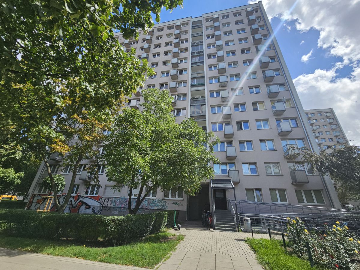 Warszawa · ul. Puławska — 9