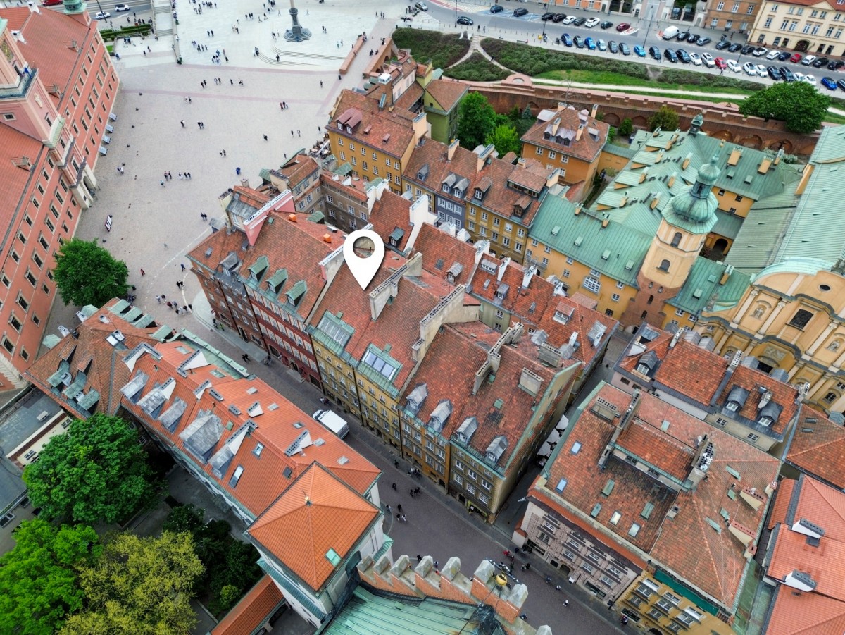 Warszawa · ul. Świętojańska — 3