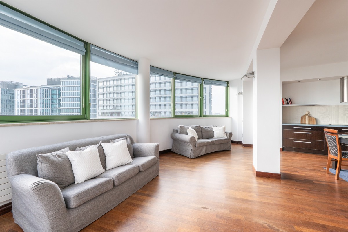 Warszawa · ul. Juliana Ursyna Niemcewicza — 6