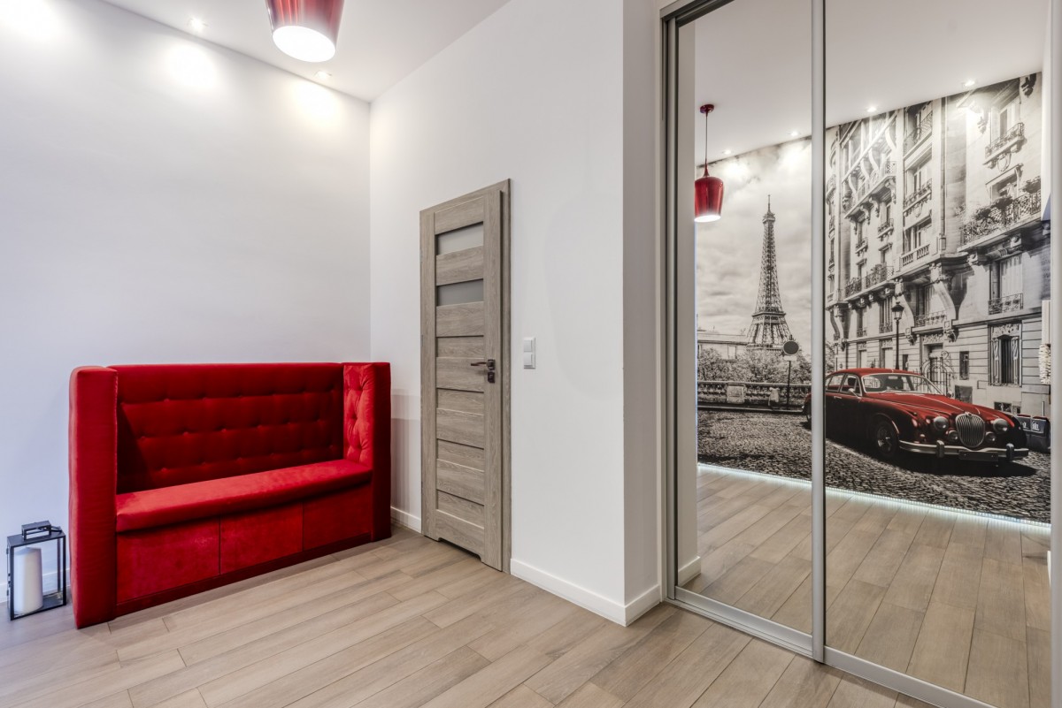 Warszawa · ul. Świętojańska — 11
