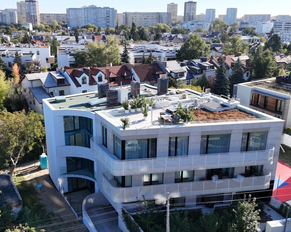 Warszawa · ul. Gdańska — 16
