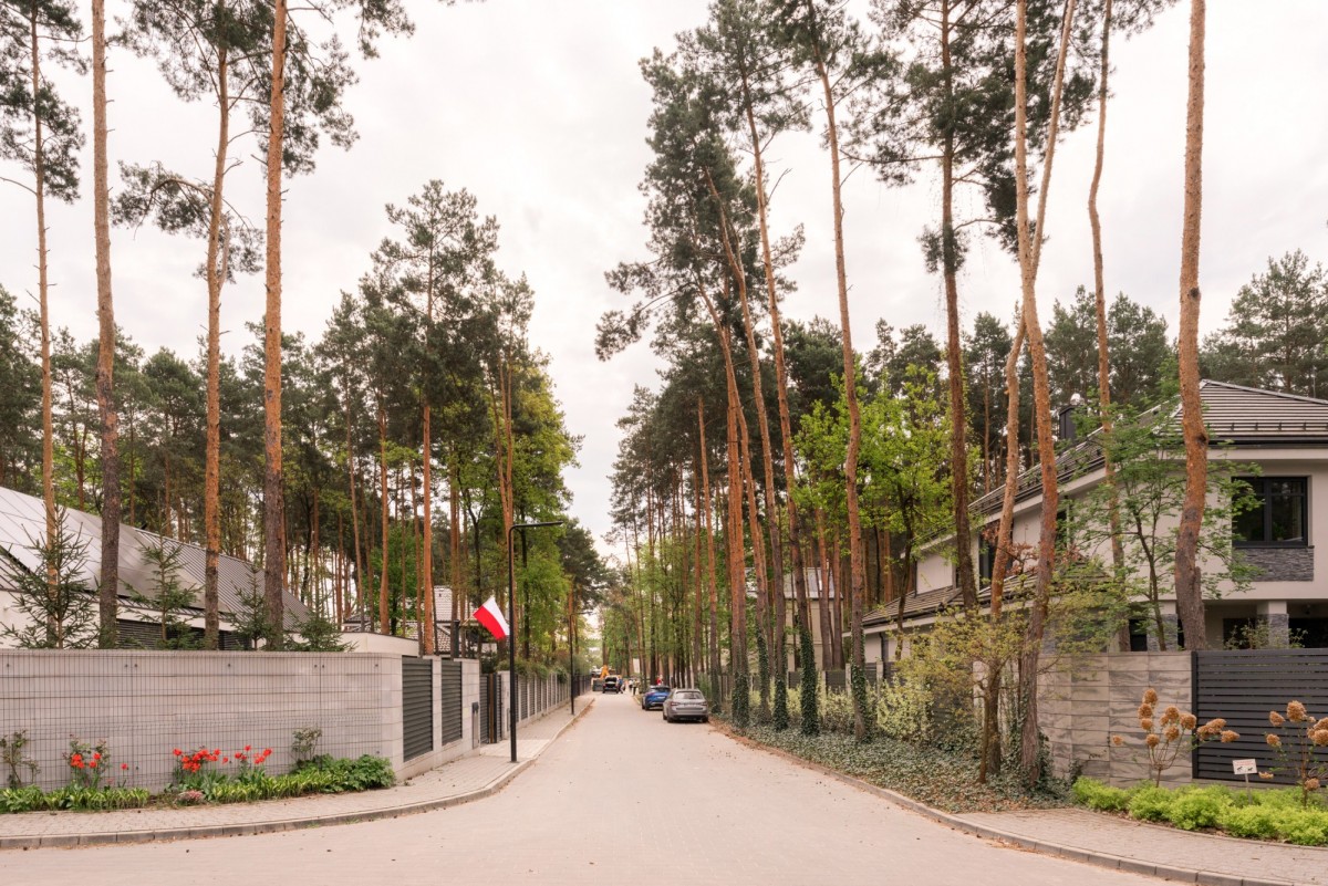 Warszawa — 8