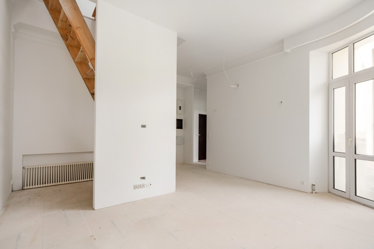 Warszawa · ul. Hoża — 4