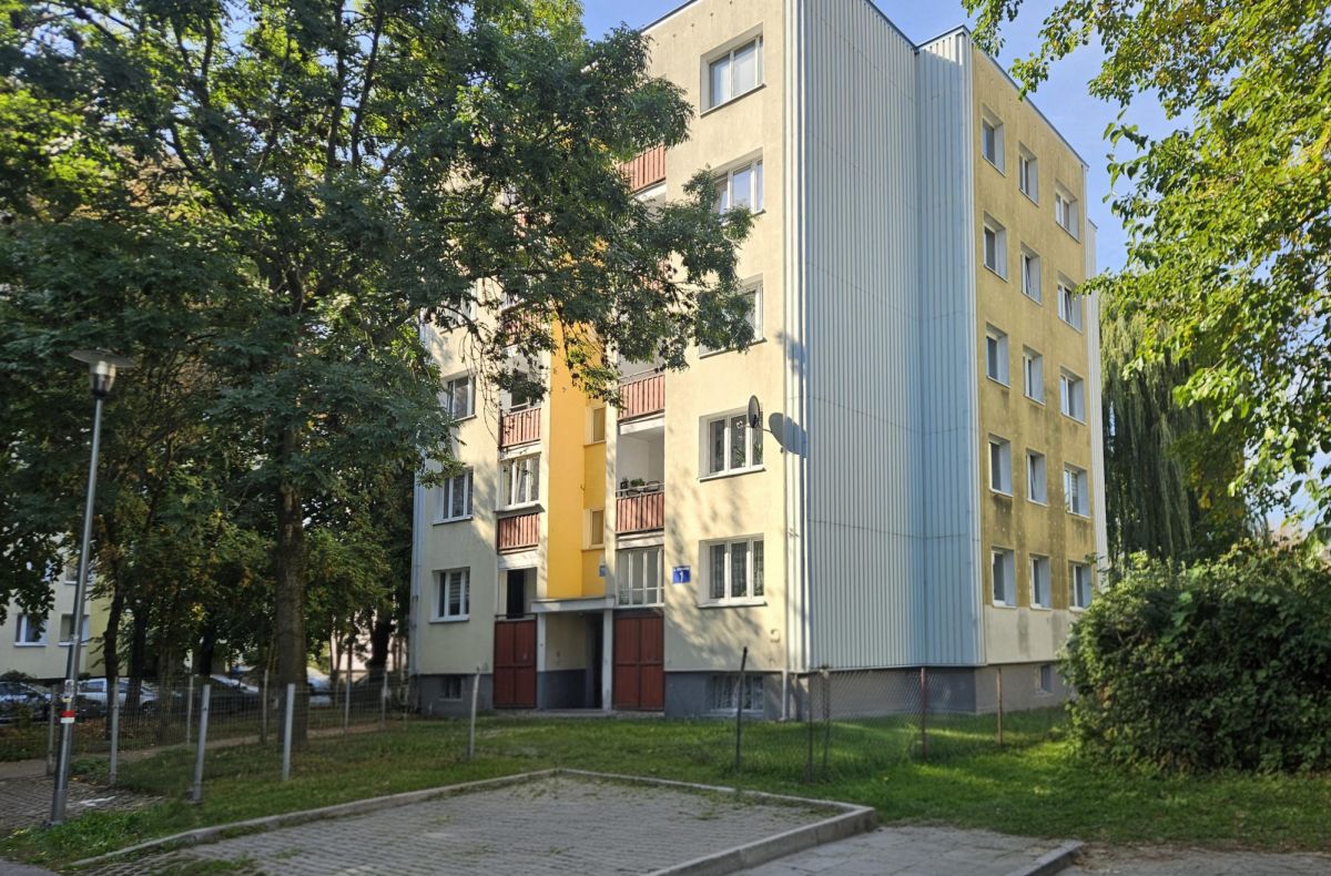 Warszawa · ul. Myszkowska — 17
