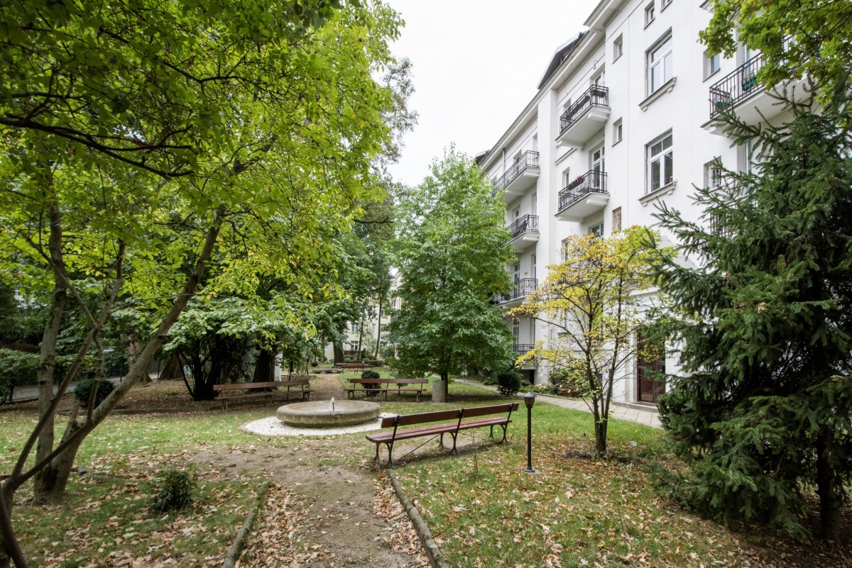 Warszawa · al. Aleja Niepodległości — 20