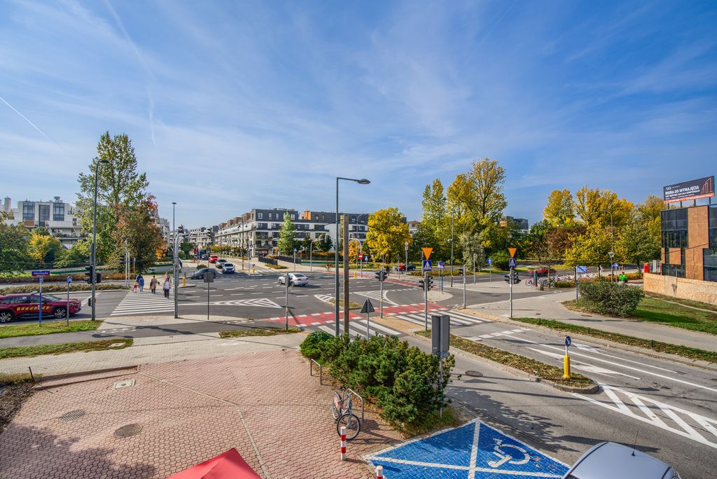 Warszawa · ul. Kosiarzy — 15
