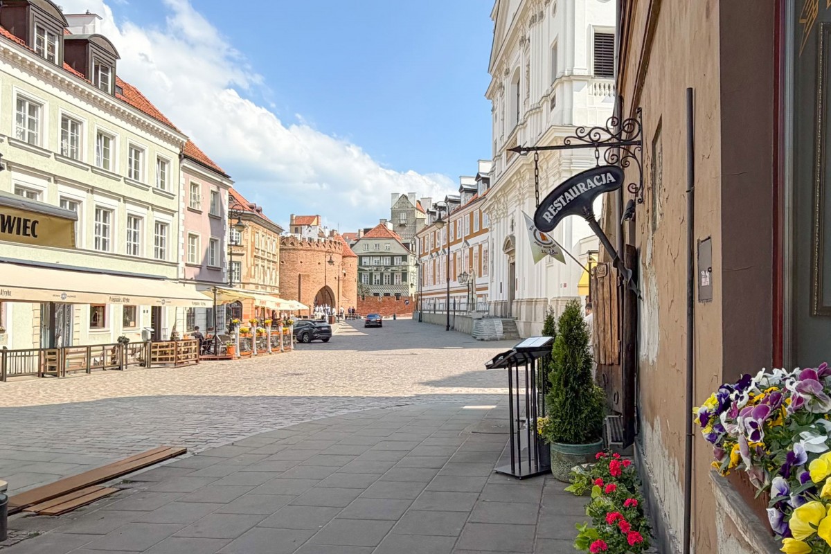Warszawa · ul. Freta — 13