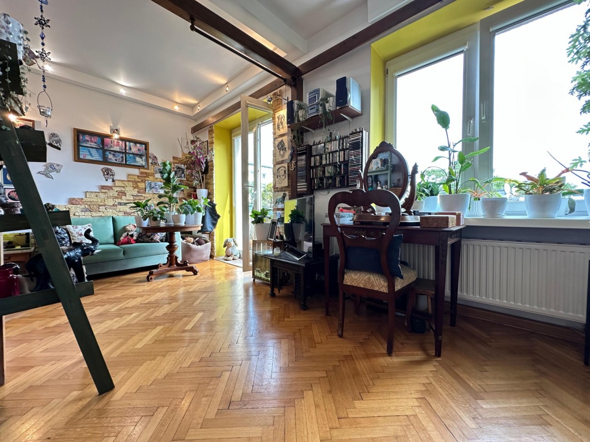 Warszawa · ul. Rozbrat — 12