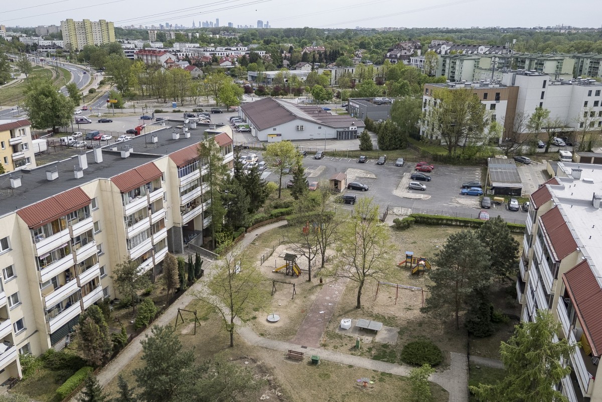 Warszawa · ul. Adama Ciołkosza — 15