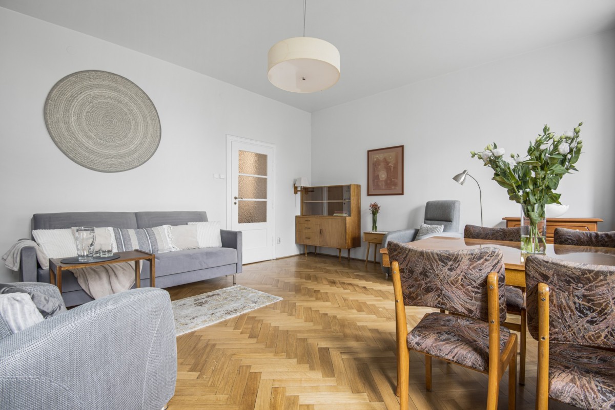Warszawa · ul. Fabryczna — 9