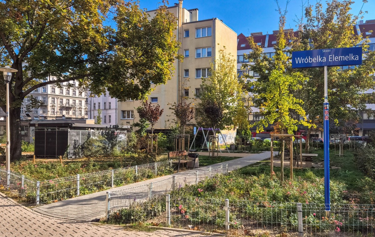 Warszawa · ul. Twarda — 15