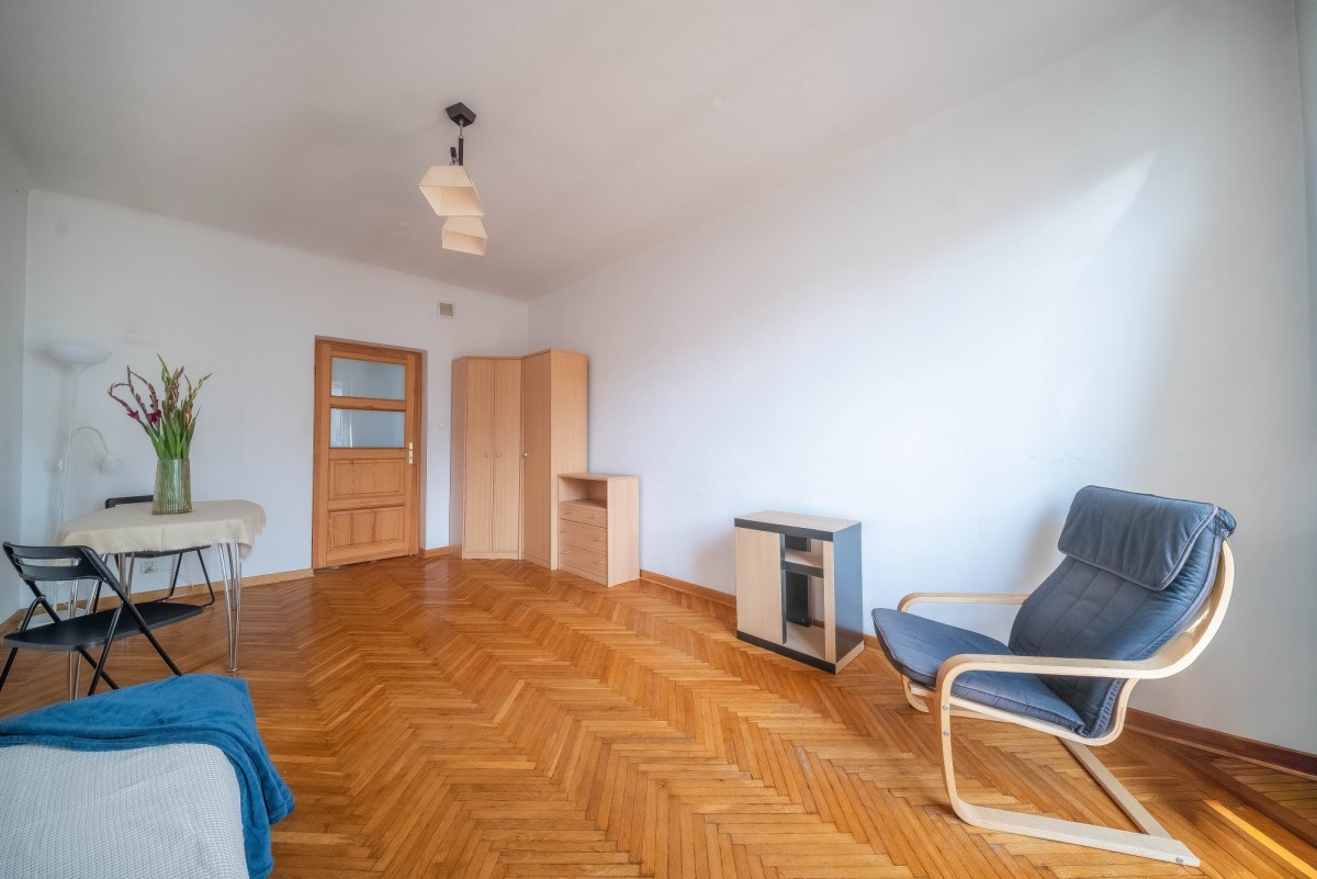Warszawa · al. Aleja Jerzego Waszyngtona — 3