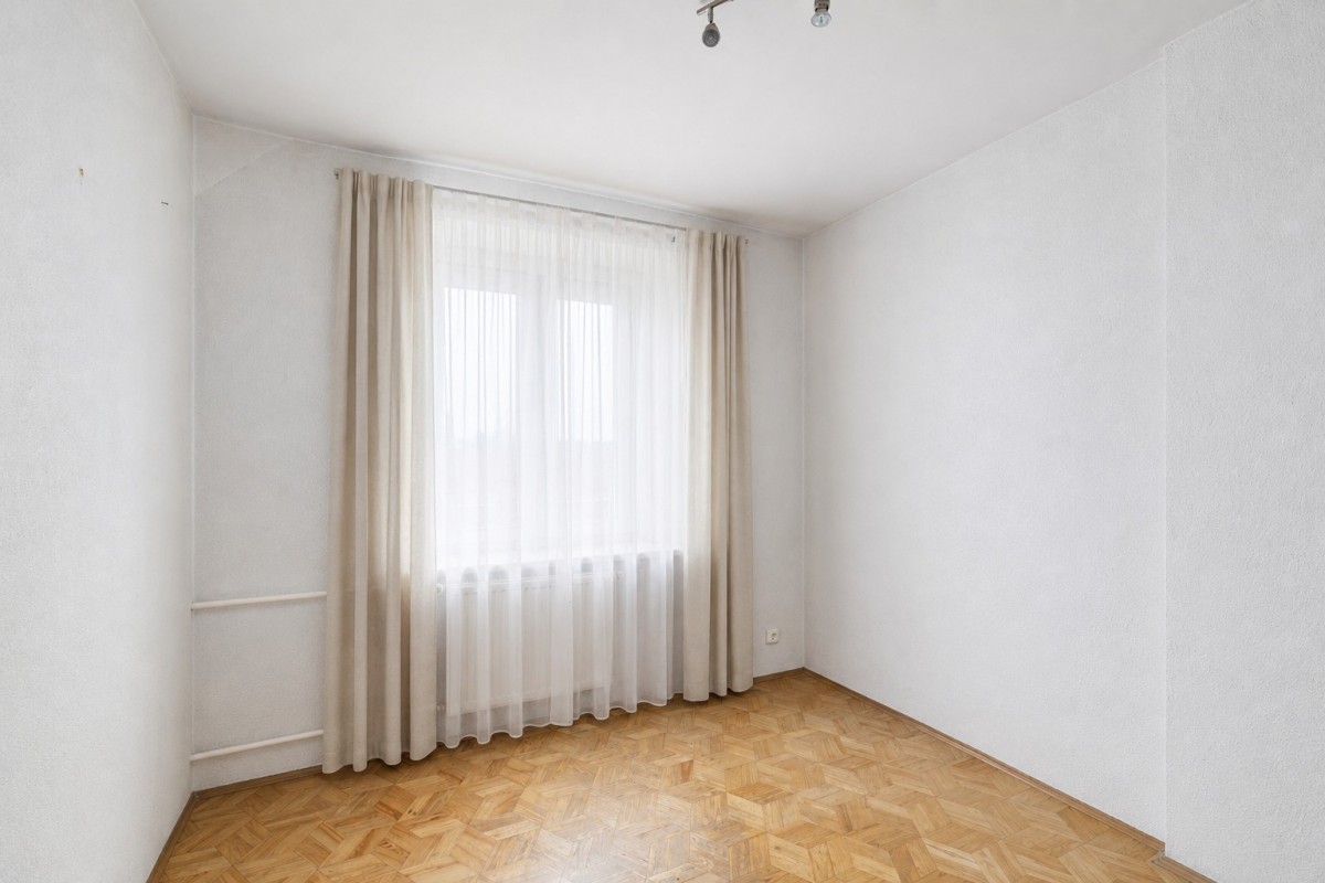 Warszawa · ul. Floriana Znanieckiego — 12