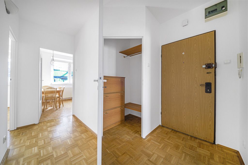 Warszawa · ul. Sokratesa — 4