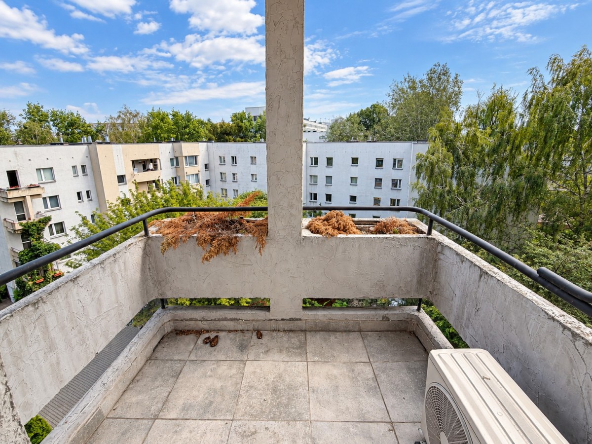 Warszawa · ul. 21 Pułku Piechoty Dzieci Warszawy — 6