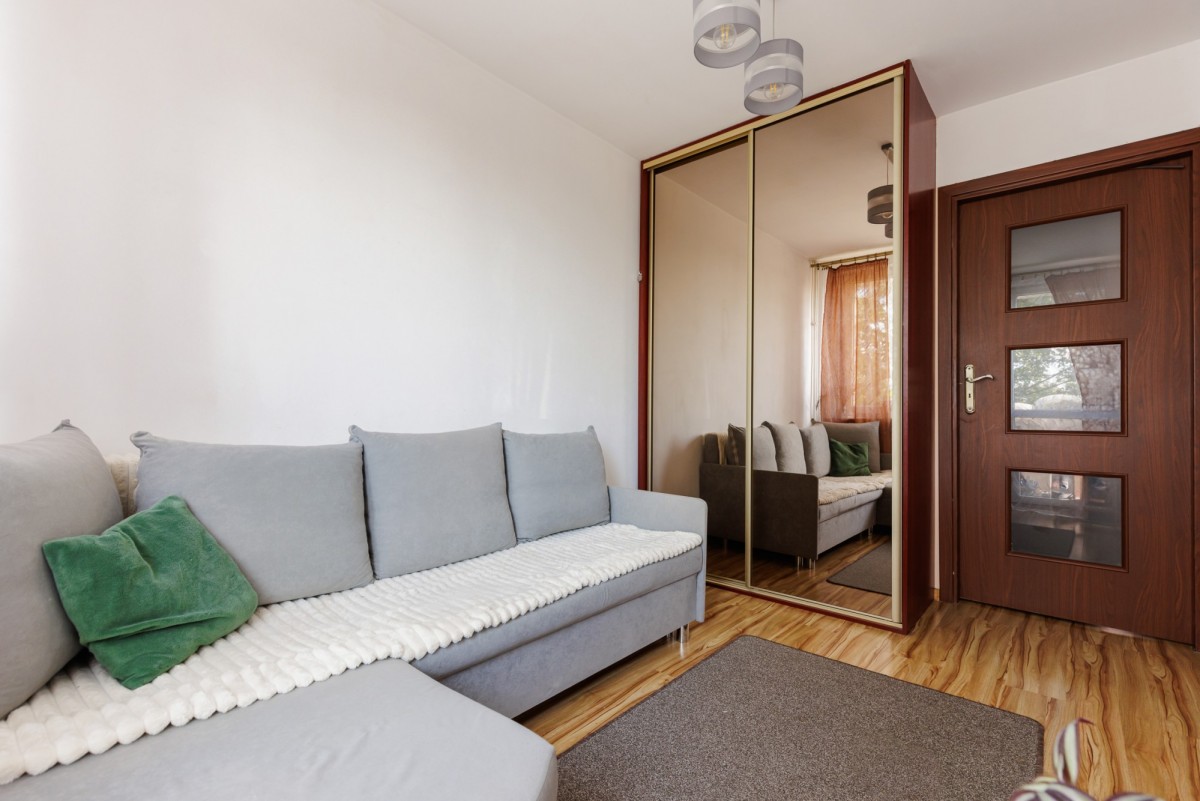 Warszawa · ul. Władysława Korotyńskiego — 13