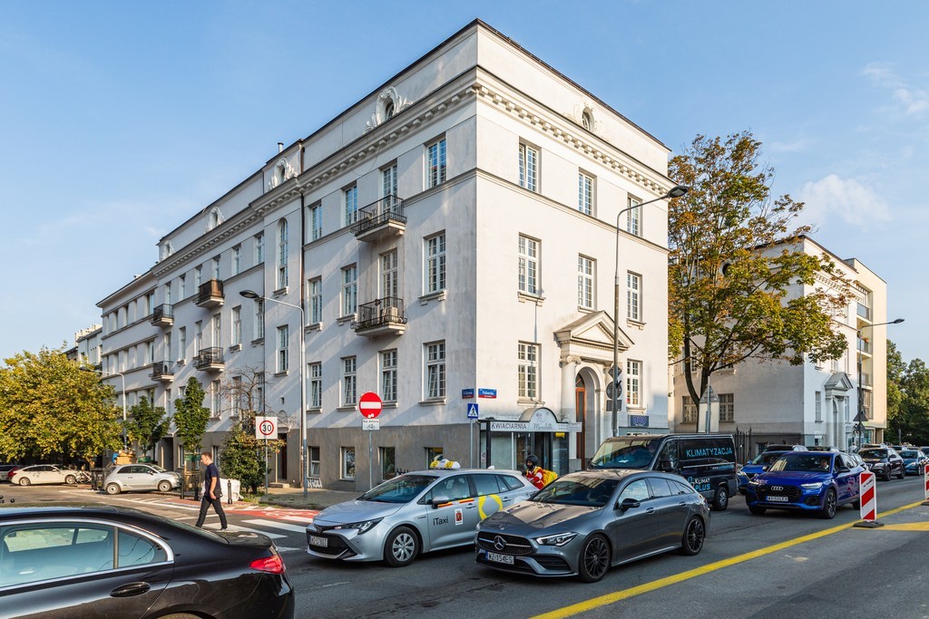 Warszawa · ul. Puławska — 16