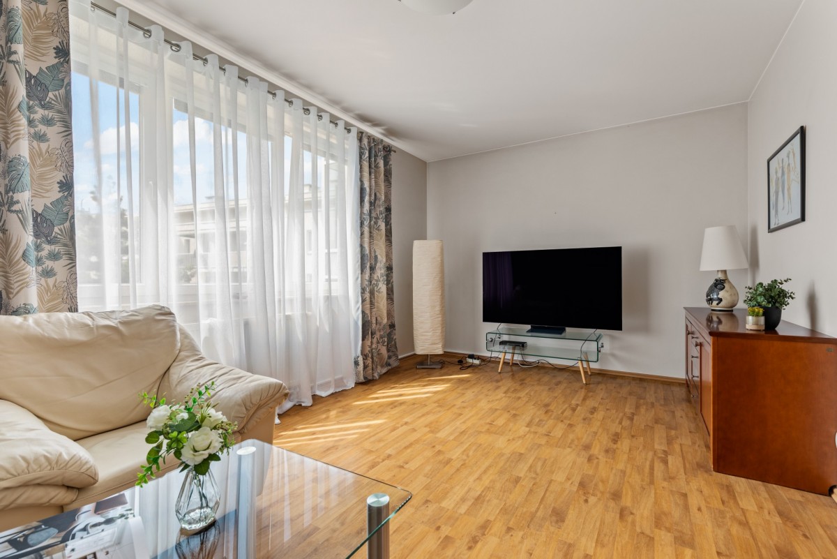 Warszawa · ul. Ćmielowska — 5