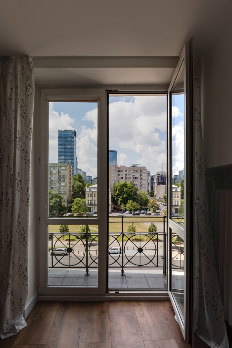 Warszawa · ul. Marszałkowska — 3