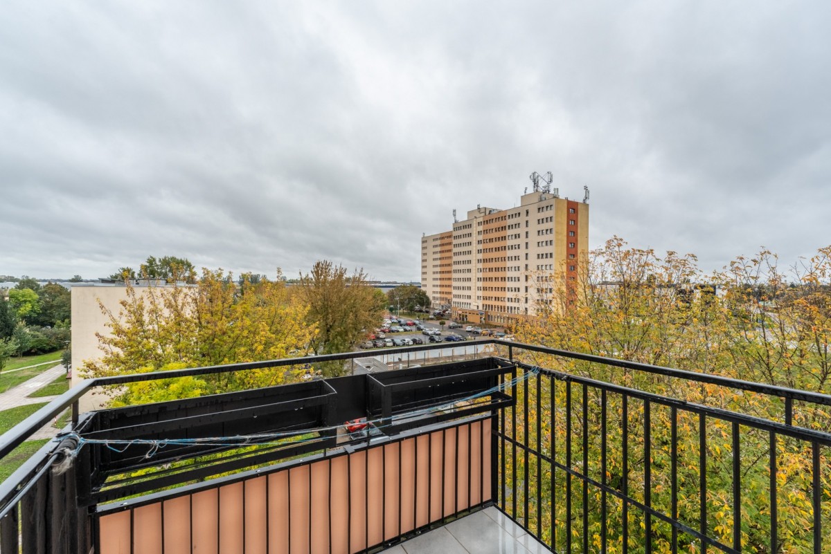 Ożarów Mazowiecki · ul. Poznańska — 9