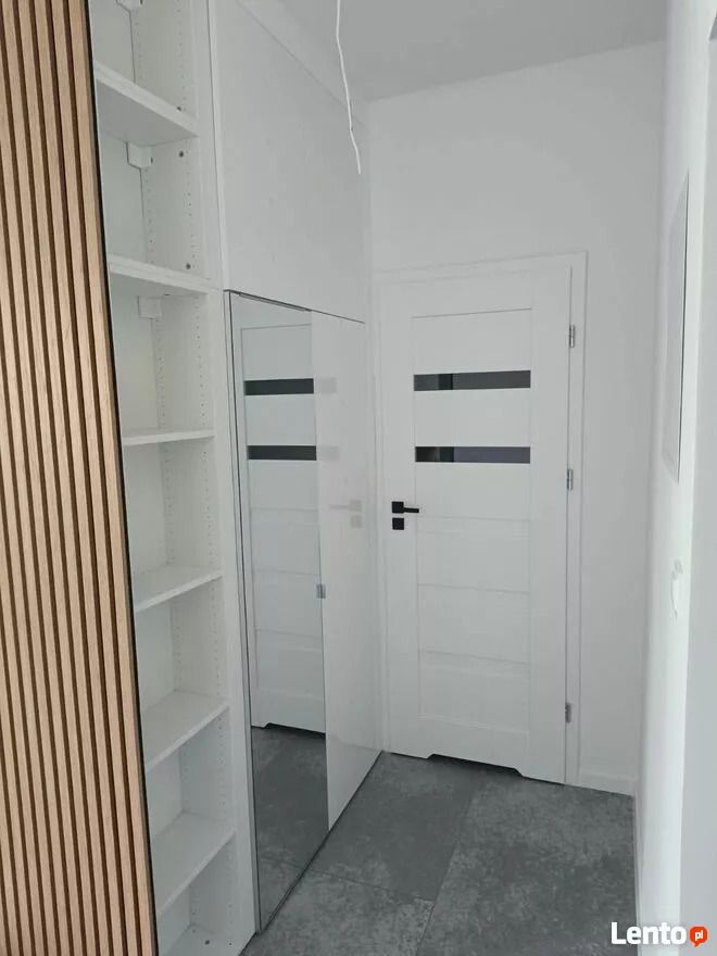 Warszawa · ul. Obrońców Helu — 8