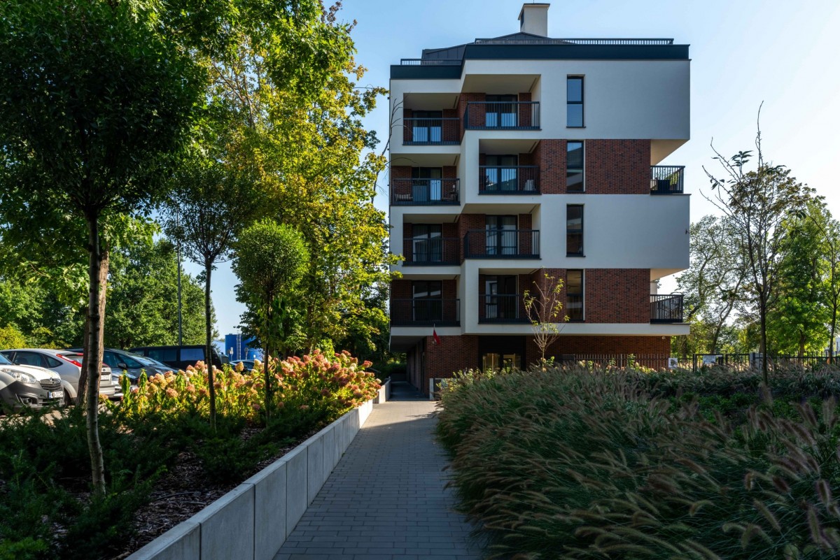 Warszawa · ul. Książąt Mazowieckich — 17