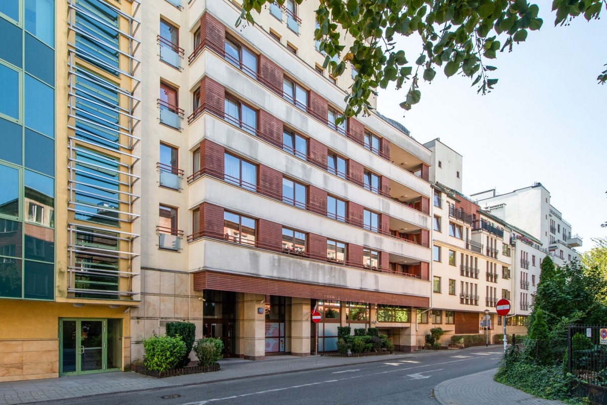 Warszawa · ul. Wiktorska — 2