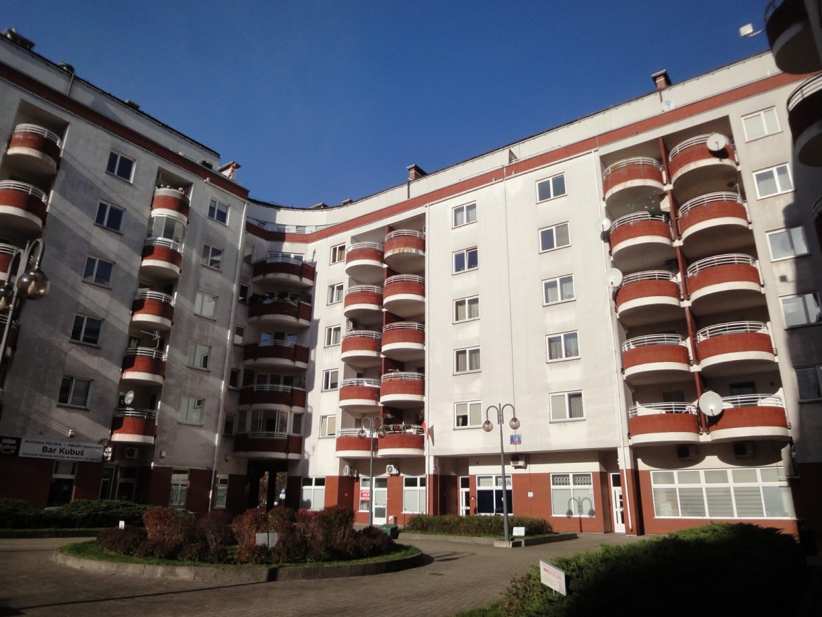 Warszawa · ul. gen. Romana Abrahama — 3