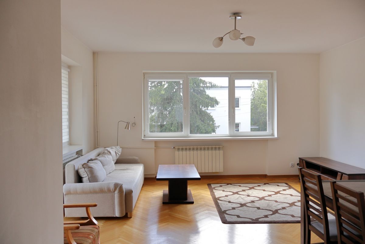 Warszawa · ul. Barbórki — 16