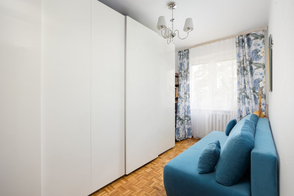 Warszawa · ul. Sewastopolska — 6