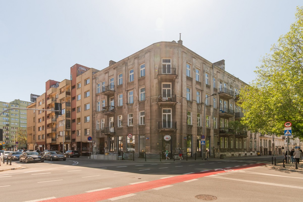 Warszawa · ul. Dobra — 8