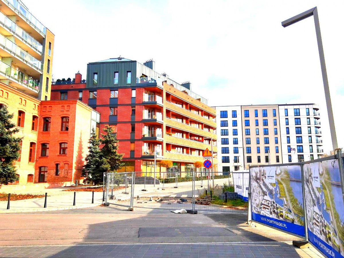 Warszawa · ul. Stefana Okrzei — 10