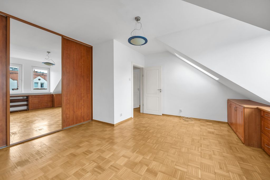 Warszawa · ul. Górczewska — 8