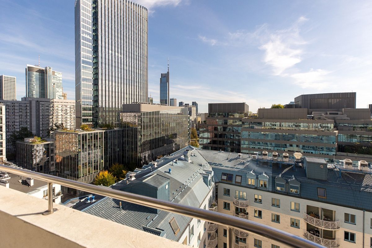 Warszawa · ul. Żelazna — 5