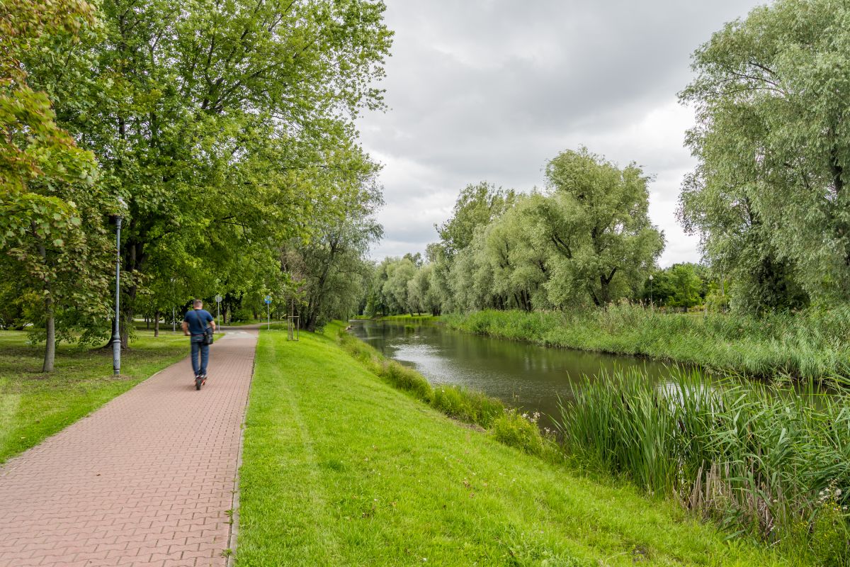 Warszawa · ul. Gwiaździsta — 10