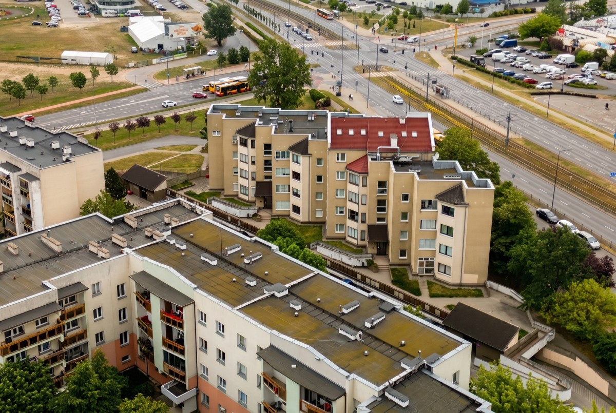 Warszawa · ul. Powstańców Śląskich — 16