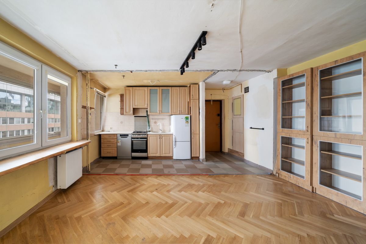 Warszawa · ul. Emilii Plater — 4