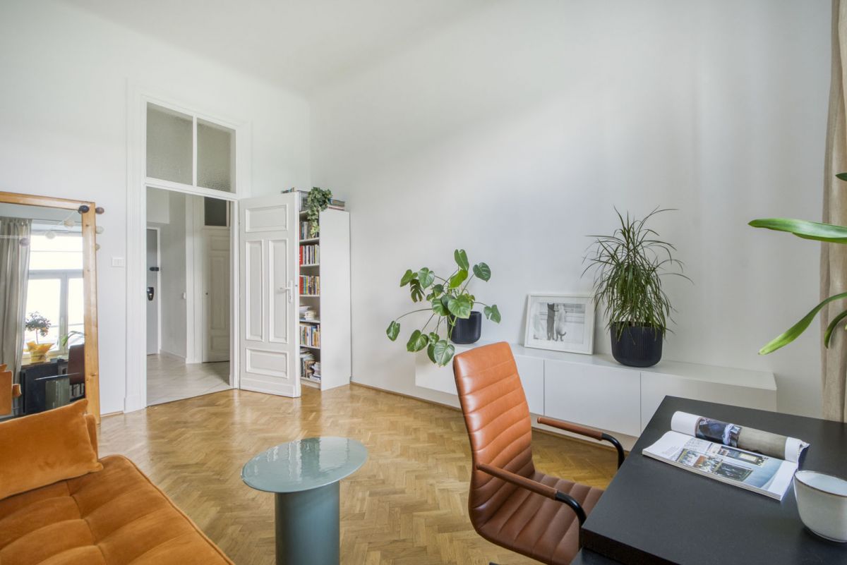Warszawa · ul. Dobra — 2