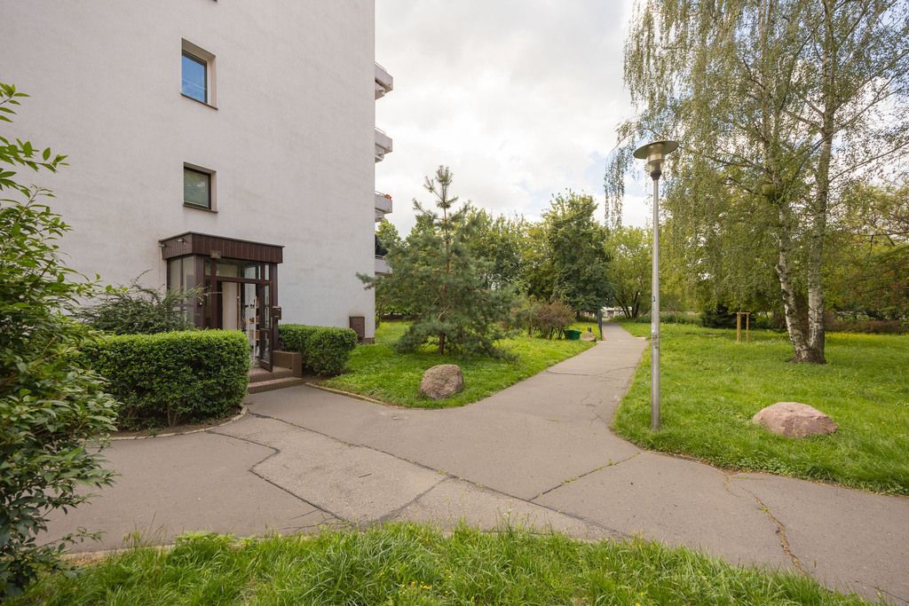 Warszawa · ul. Powązkowska — 11