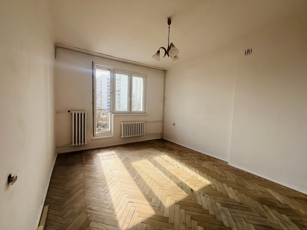 Warszawa · ul. Stanisława Augusta — 6