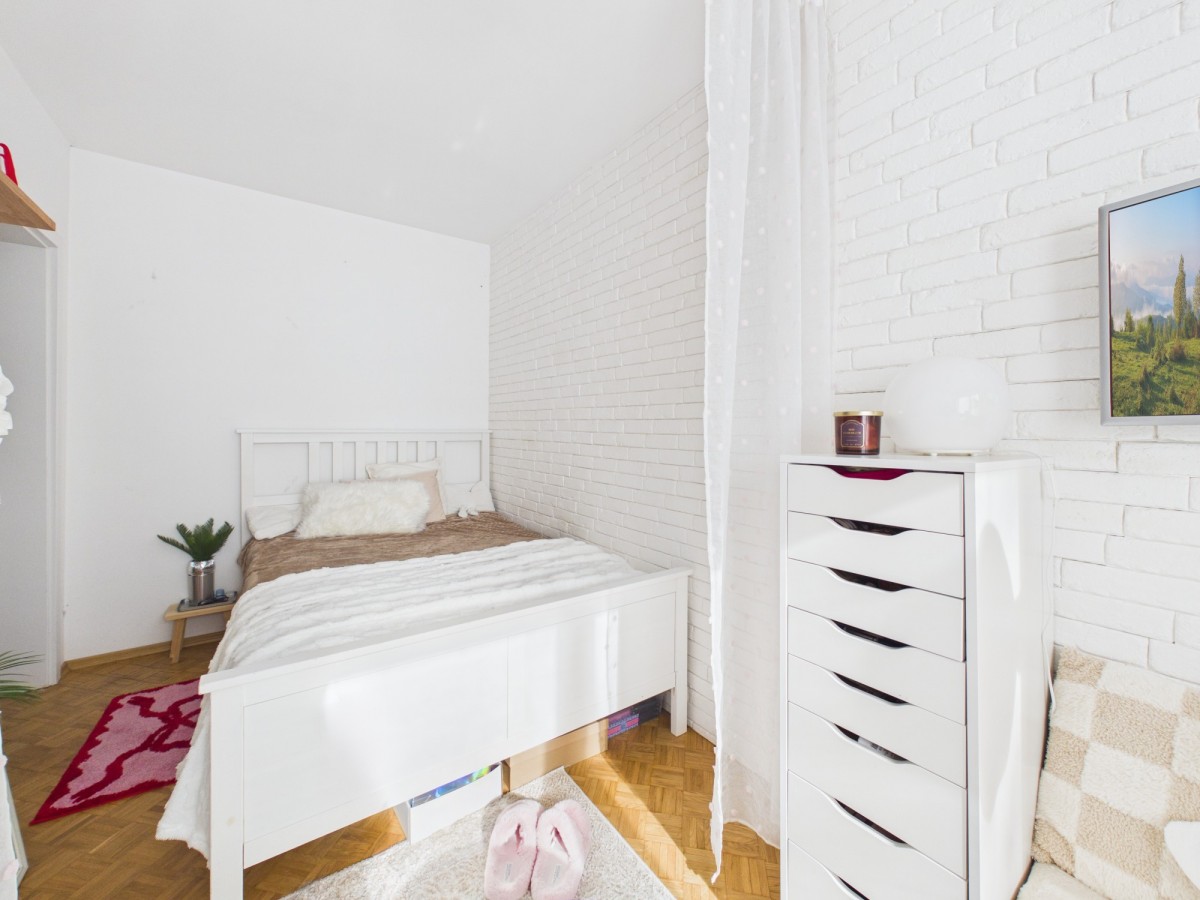 Warszawa · ul. Grażyny Bacewiczówny — 3