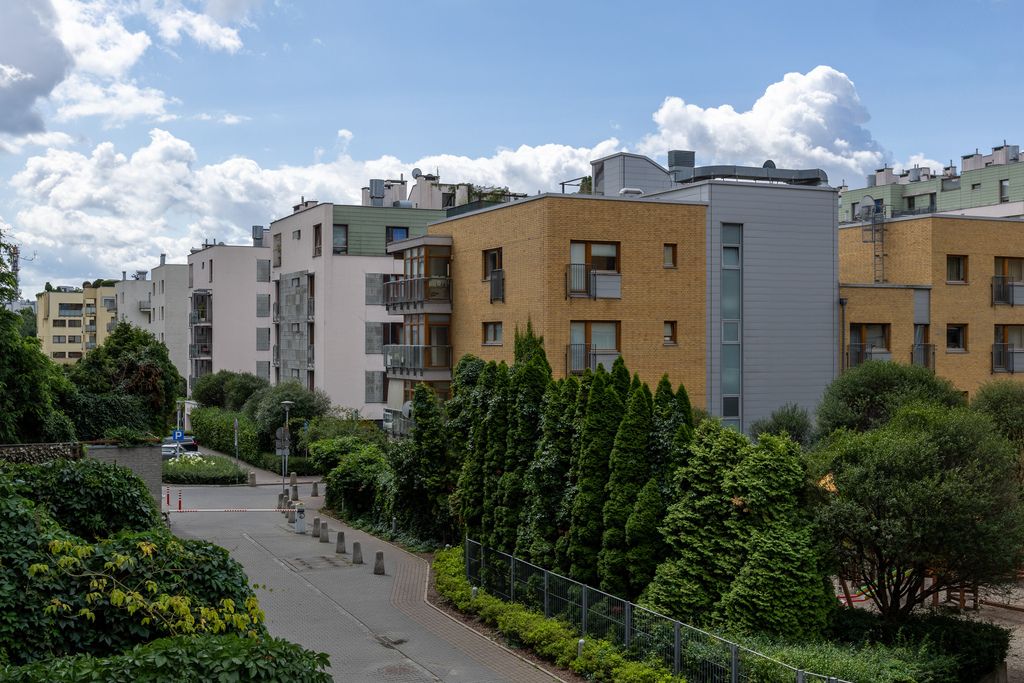 Warszawa — 18