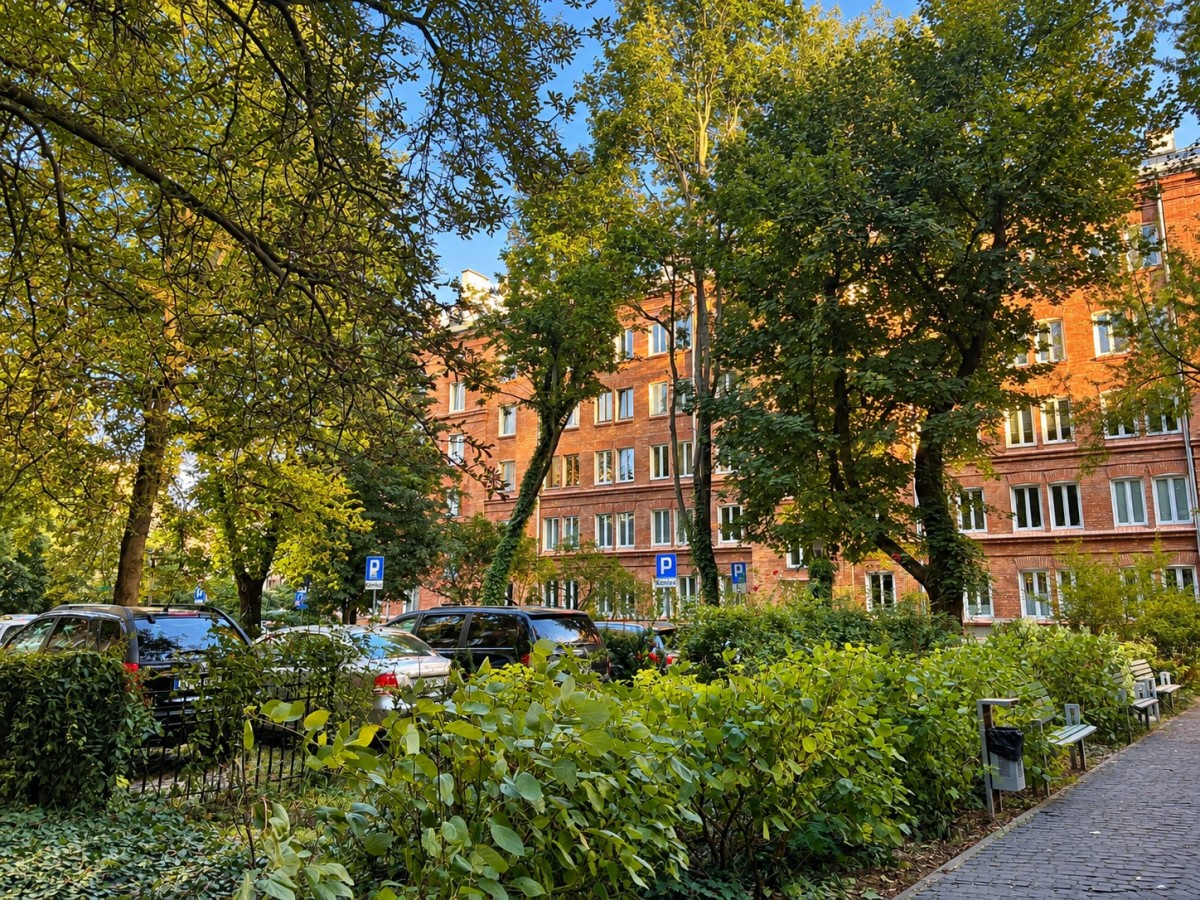 Warszawa · ul. Hipolita Wawelberga — 3