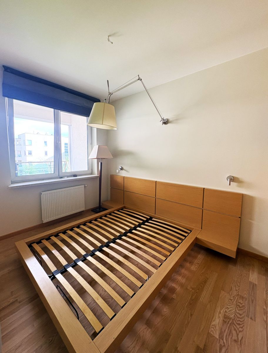Warszawa · ul. Nowoursynowska — 11
