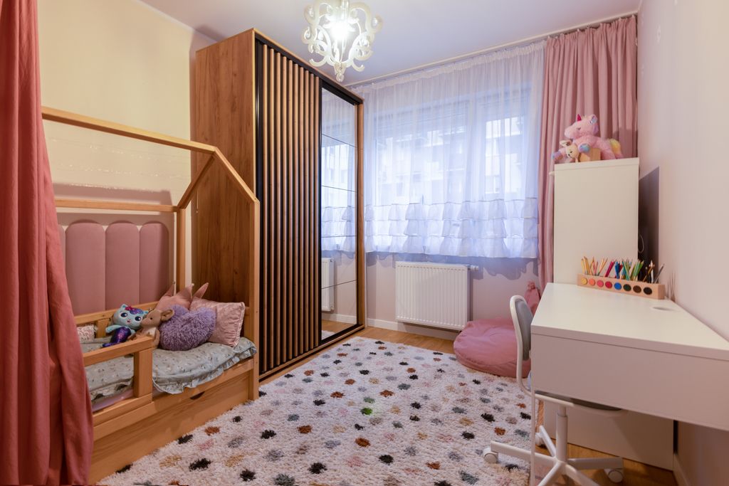 Warszawa · ul. Krzyżówki — 8