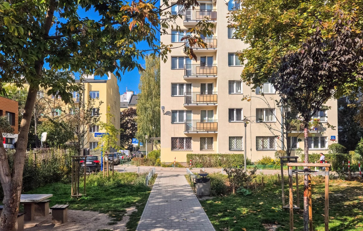 Warszawa · ul. Twarda — 14
