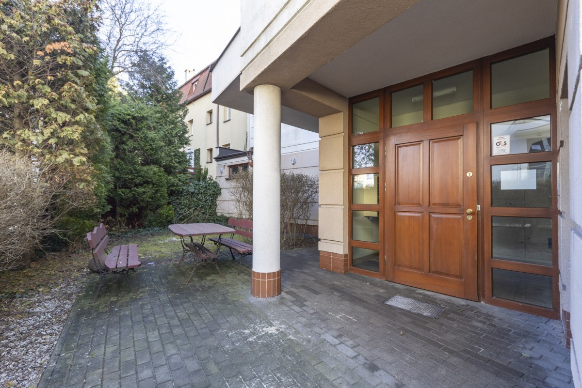 Warszawa · ul. Oświatowa — 45