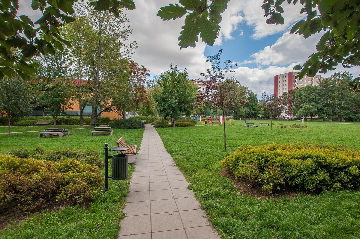 Warszawa · ul. Śniardwy — 10